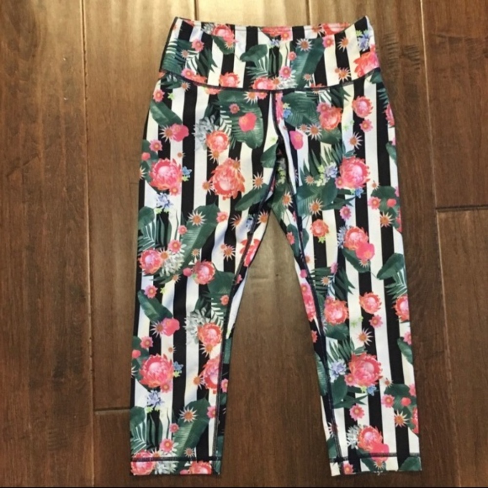 Lululemon crops